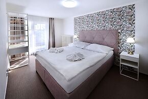 APLEND Hotel Lujza Major