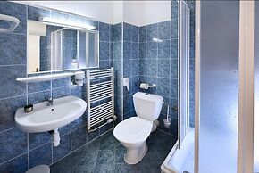 APLEND Hotel Lujza Major