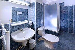 APLEND Hotel Lujza Major