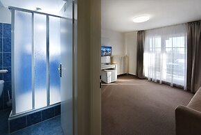 APLEND Hotel Lujza Major