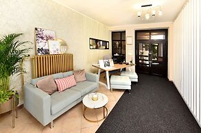 APLEND Hotel Lujza Major