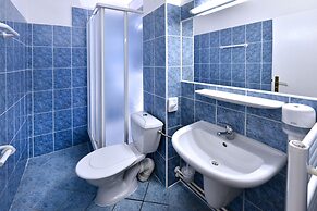 APLEND Hotel Lujza Major