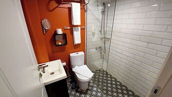 Think Hotel