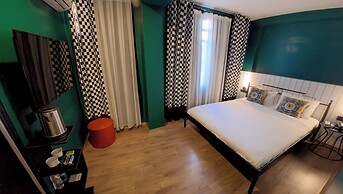 Think Hotel