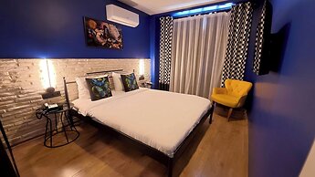 Think Hotel