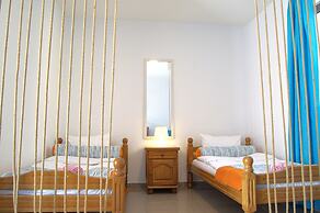 Yeshill Apart & Studio