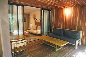 Makena Hotel