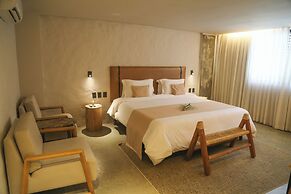 Makena Hotel
