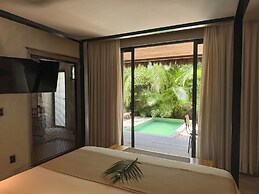 Makena Hotel