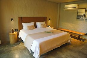 Makena Hotel