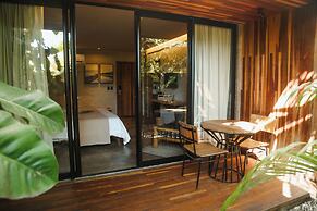 Makena Hotel