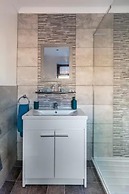 Camaraderie Guest House