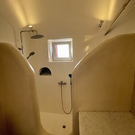 Diva Santorini Luxury Villa