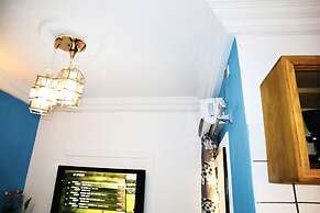 1 Bed Studio Sleeps 2 - Canal Views, Balcony, Wifi