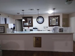 Great Western Inn & Suites - Saginaw