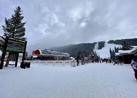 Dakota Lodge #8450 by Summit County Mountain Retreats