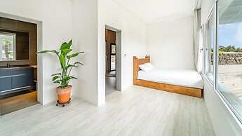 Jeju Themoon Poolvilla