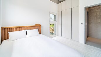 Jeju Themoon Poolvilla