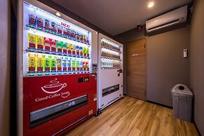 HOTEL R9 The Yard Uruma