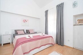 Holiday Home Majkovi