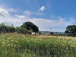 Broadstones