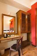 Swim Sea Beach Resort