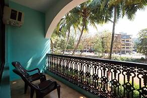 Swim Sea Beach Resort