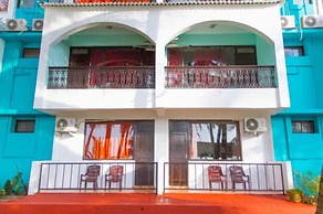 Swim Sea Beach Resort