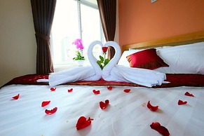 Marigold Hotel & Apartment