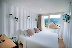 Container Smart Stay (CSS)