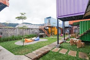 Container Smart Stay (CSS)