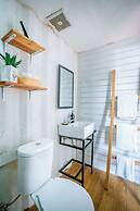 Container Smart Stay (CSS)