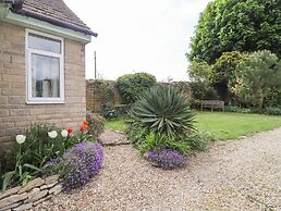 Straw Cottage