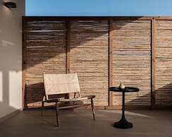 KYMĀNI Boutique Hotel & Suites