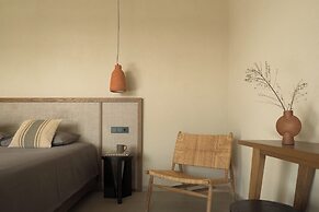 KYMĀNI Boutique Hotel & Suites