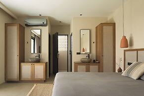 KYMĀNI Boutique Hotel & Suites