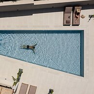 KYMĀNI Boutique Hotel & Suites