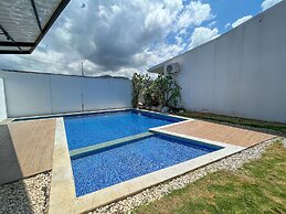 Charming Jaco Beach Condo Vereda B3