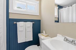 The Beaches Guest Rooms and Cottages