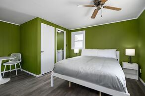 The Beaches Guest Rooms and Cottages