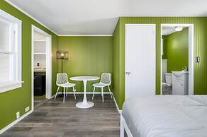 The Beaches Guest Rooms and Cottages