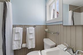 The Beaches Guest Rooms and Cottages