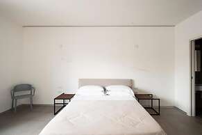 Alkamuri Posh Hotel Spa - 101 Suite Deluxe