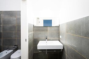 Alkamuri Posh Hotel Spa - 104 Suite Deluxe