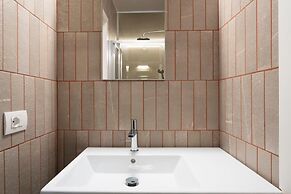 Alkamuri Posh Hotel Spa - 106 Suite Deluxe