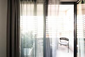 Alkamuri Posh Hotel Spa 107 Jacuzzi Suite