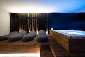 Alkamuri Posh Hotel Spa 110 Suite Superior