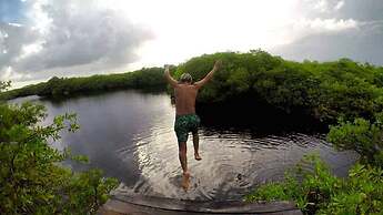 Yaxchen Tulum Cabañas & Cenote