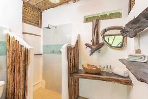 Yaxchen Tulum Cabañas & Cenote