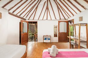 Yaxchen Tulum Cabañas & Cenote